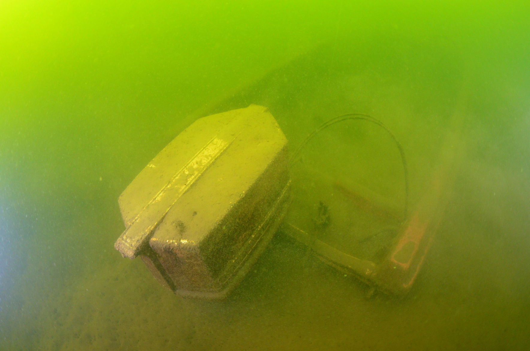 Boat mystery